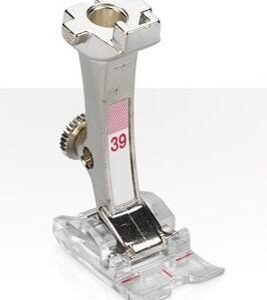 39 - Pied pour broderie semelle transparente